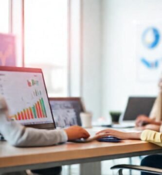 Oficina moderna impulsa éxito y crecimiento