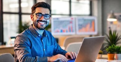 El vendedor digital triunfa con éxito